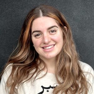 Meet your Posher, Symeja